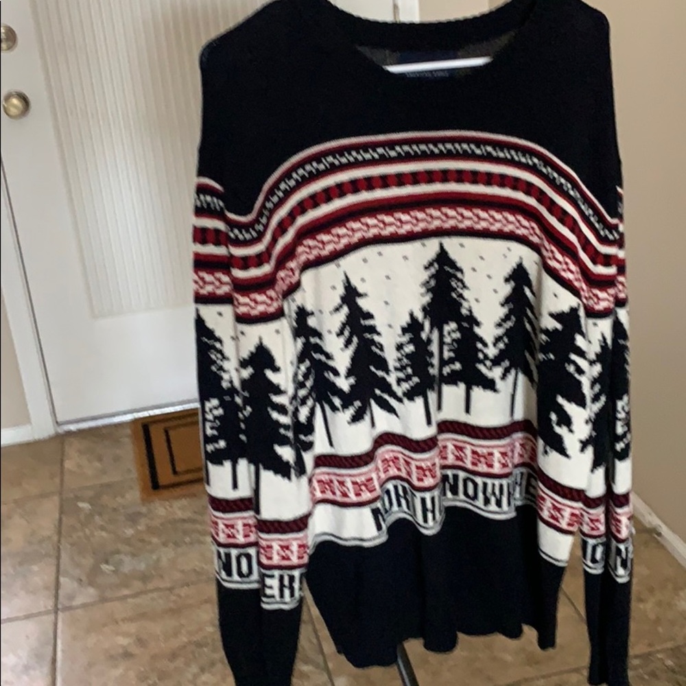 American Eagle sweater